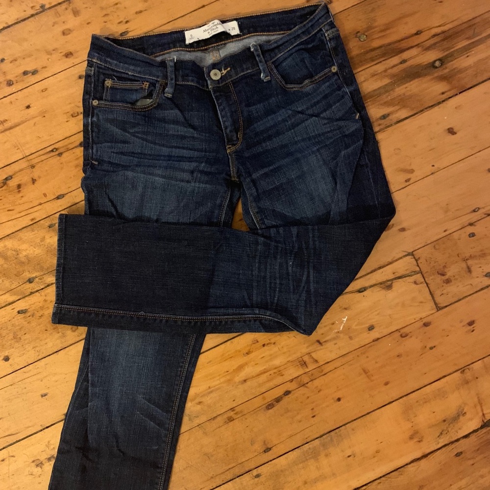 Abercrombie & Fitch Cropped Jeans